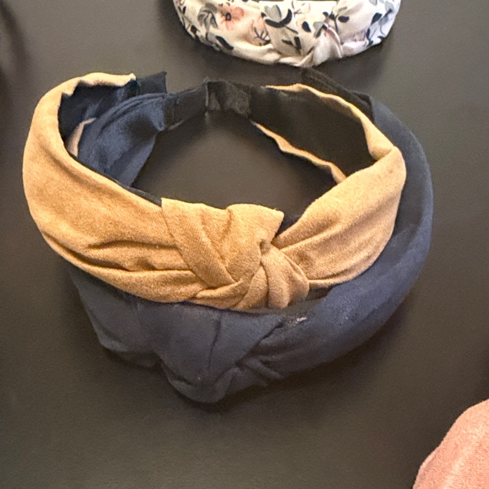 Assorted Colorful Headbands - Picture 5 of 8
